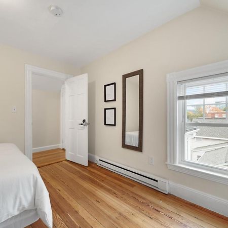 5Br 2Bh Bright & Spacious Apt In Brighton Boston Dış mekan fotoğraf