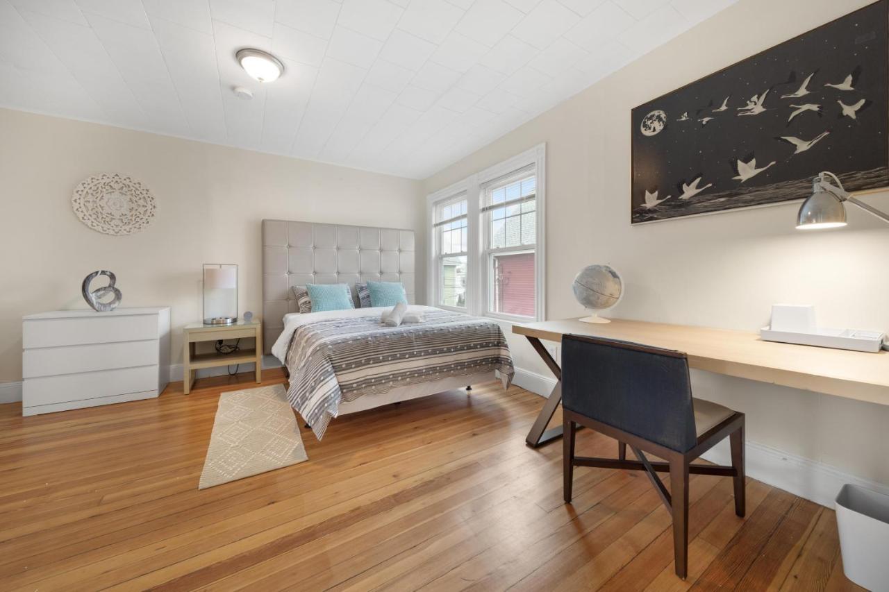 5Br 2Bh Bright & Spacious Apt In Brighton Boston Dış mekan fotoğraf