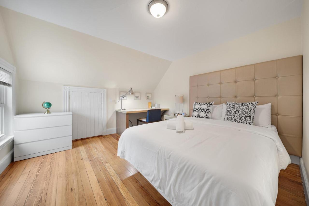 5Br 2Bh Bright & Spacious Apt In Brighton Boston Dış mekan fotoğraf